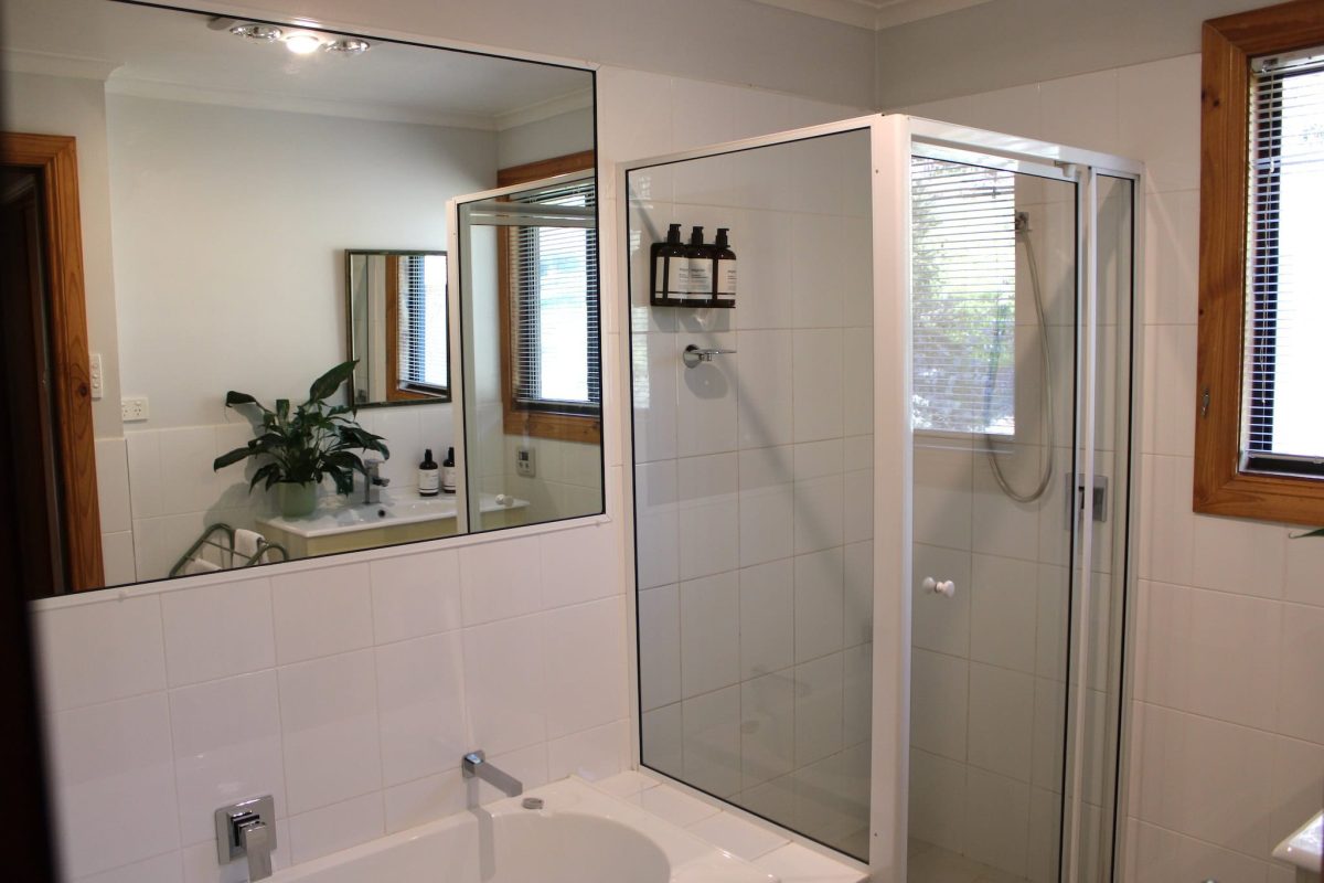 Wren Cottage Bathroom